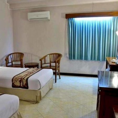 Bahari Inn Tegal Ngoại thất bức ảnh