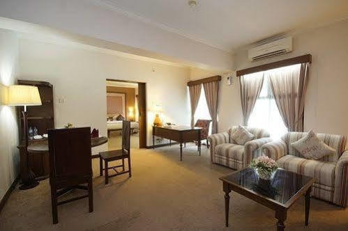 Bahari Inn Tegal Ngoại thất bức ảnh